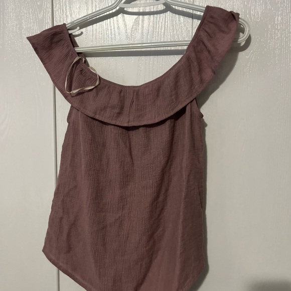 Size small top beautiful - Picture 3 of 3